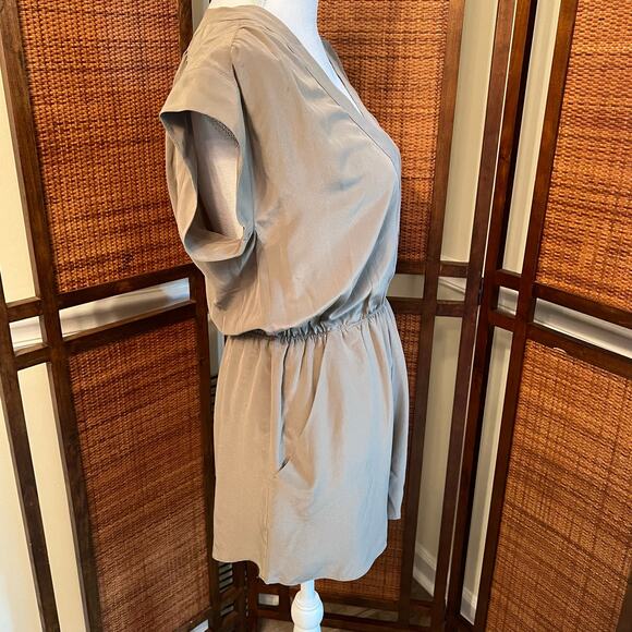 Babaton Corbett Silk Romper Olive Green POCKETS size Small - Picture 5 of 12